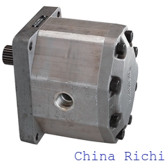 TATRA T815 T2 Lifting gear pump