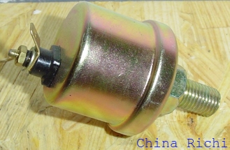 TATRA Oil pressure gauge sensor T1 T2  HIGH QUALITY 341982411 443429093951 341982412 443429020000 4434290200