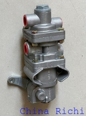 Dependable TATRA Truck Valve CZ815 Metal Electronic Parts for Accurate Airflow Regulation