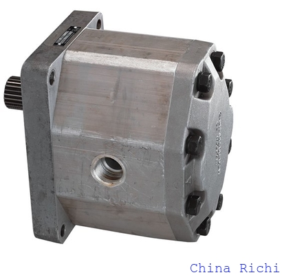 TATRA T815 T2 Lifting gear pump