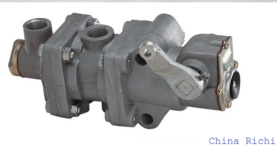 TATRA T815 master cylinder