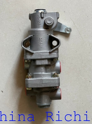 Dependable TATRA Truck Valve CZ815 Metal Electronic Parts for Accurate Airflow Regulation